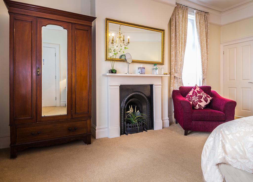 Villiers Lodge Surbiton Eksteriør billede