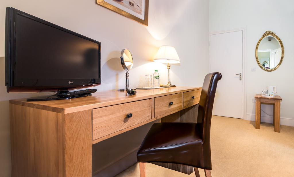Villiers Lodge Surbiton Eksteriør billede