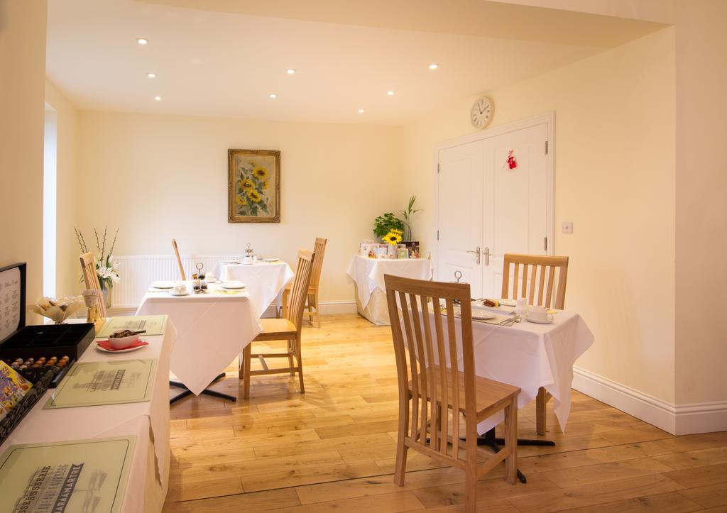 Villiers Lodge Surbiton Eksteriør billede